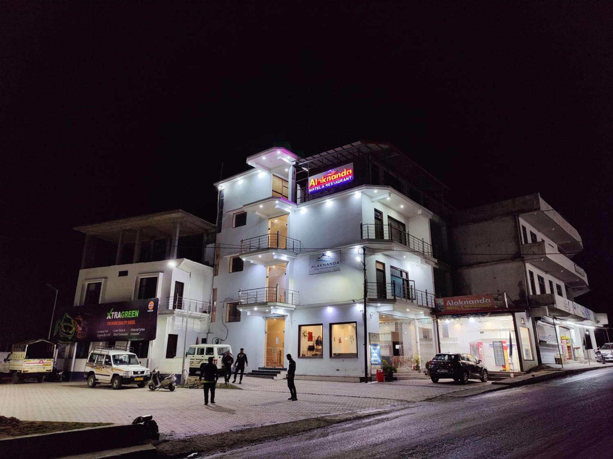 Alaknanda Motel & Restaurant Rudraprayāg Exteriér fotografie